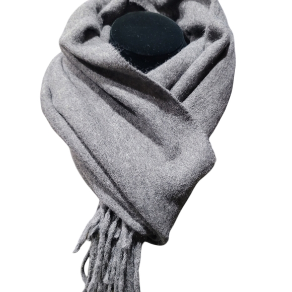 100% Virgin Wool Fringe Scarf Made in Italy - Picture 1 of 6